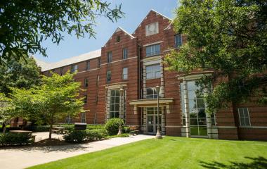 Honors Program Pilots Innovations in Living, Learning, and Inclusion of Transfer Students